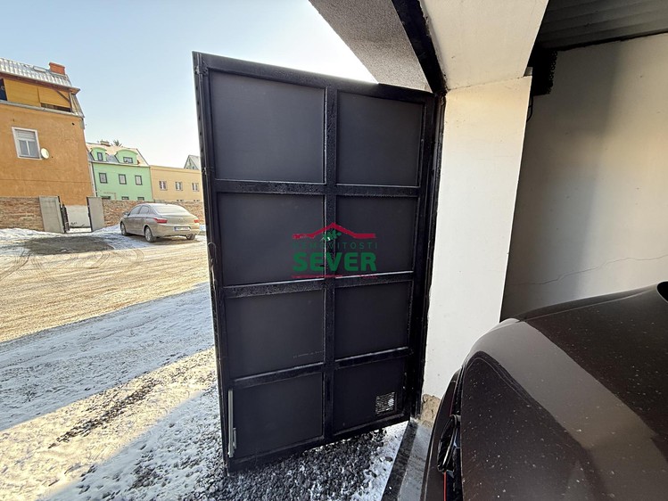 Prodej garáže 25 m² - foto 4