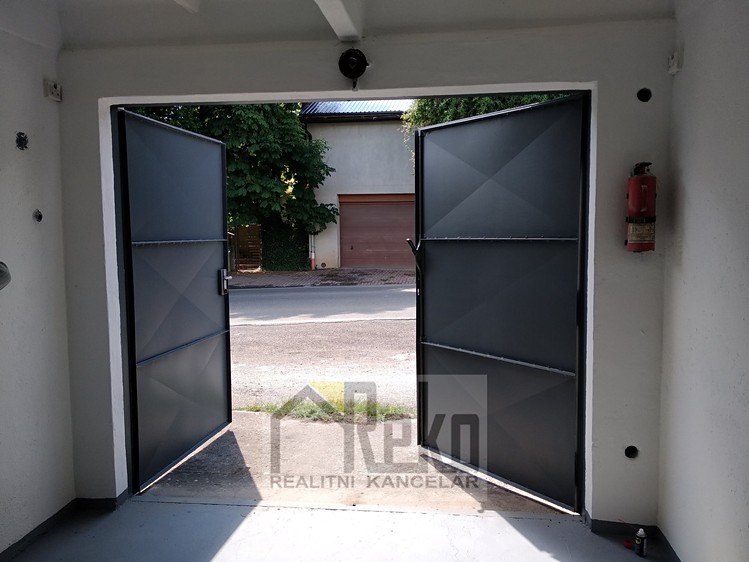 Prodej garáže 19 m² - foto 1