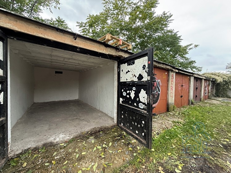 Prodej garáže 18 m² - foto 2