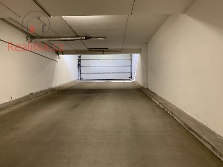 Prodej garážového stání 18 m² - foto 4