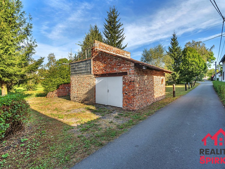 Prodej garáže 36 m² - foto 1