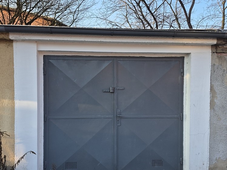 Prodej garáže 20 m² - foto 1