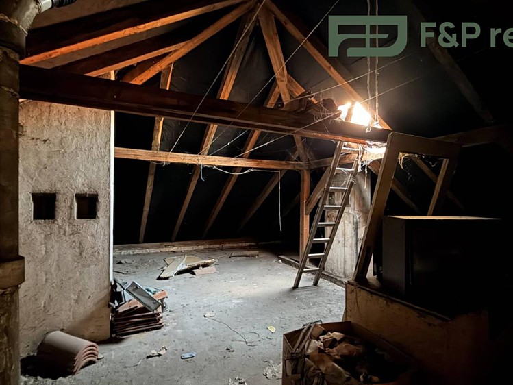 Prodej půdního prostoru 175 m² - foto 4