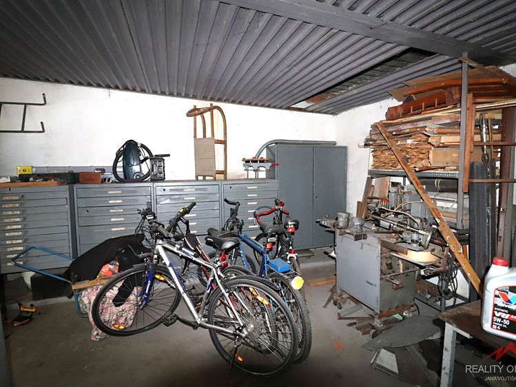 Prodej garáže 38 m² - foto 8