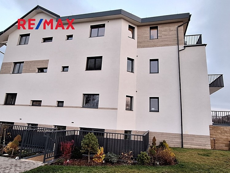 Prodej garážového stání 15 m² - foto 6