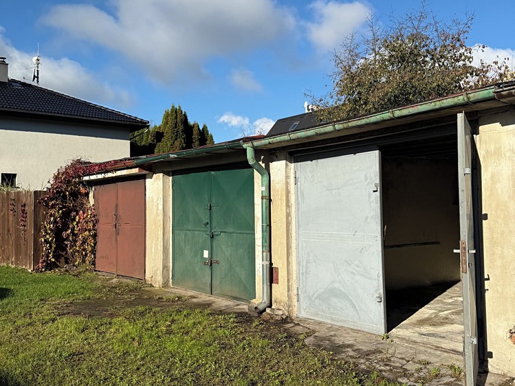 Prodej garáže 18 m² - foto 2
