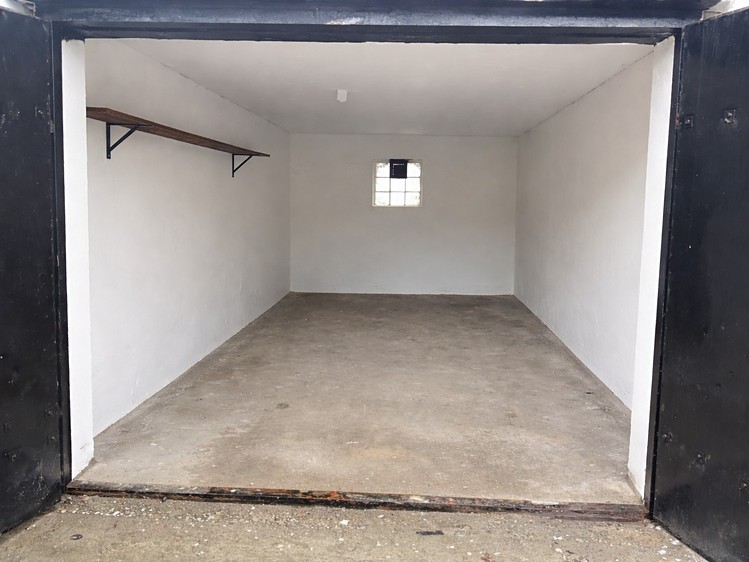 Prodej garáže 20 m² - foto 4