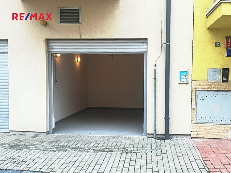 Prodej garáže 20 m² - foto 2