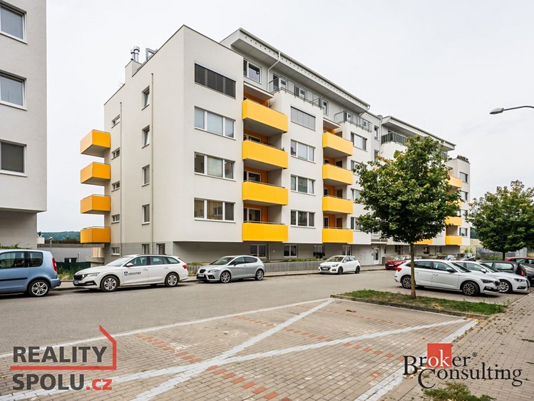Prodej garážového stání 14 m² - foto 2
