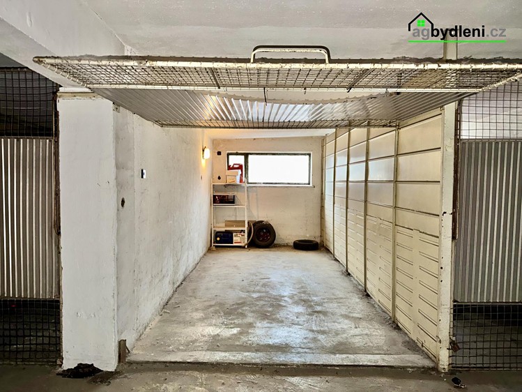 Prodej garážového stání 13 m² - foto 2