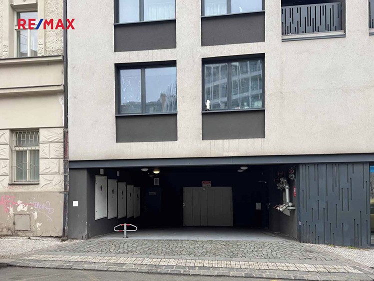 Prodej garážového stání 13 m² - foto 6