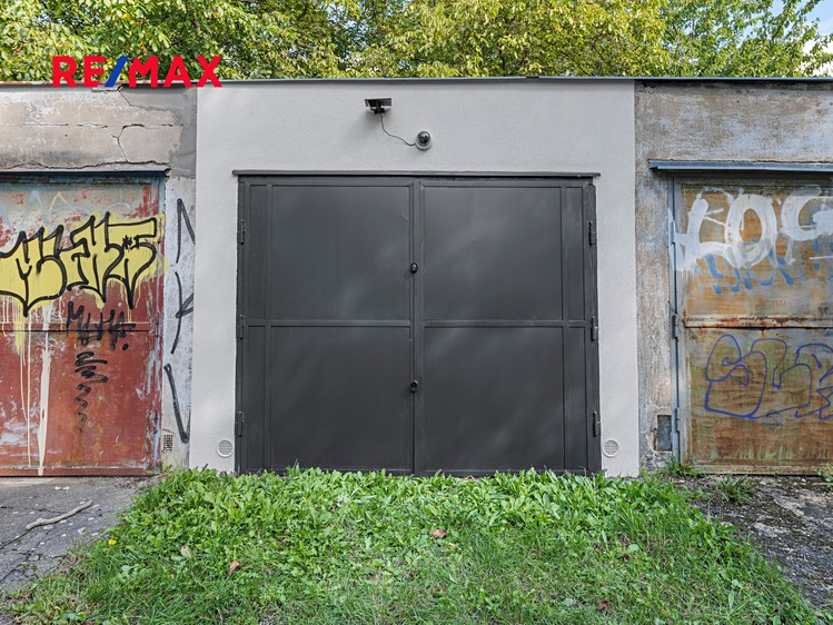 Prodej garáže 18 m² - foto 1