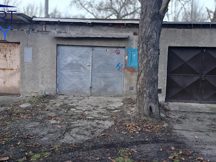Prodej garáže 21 m² - foto 1