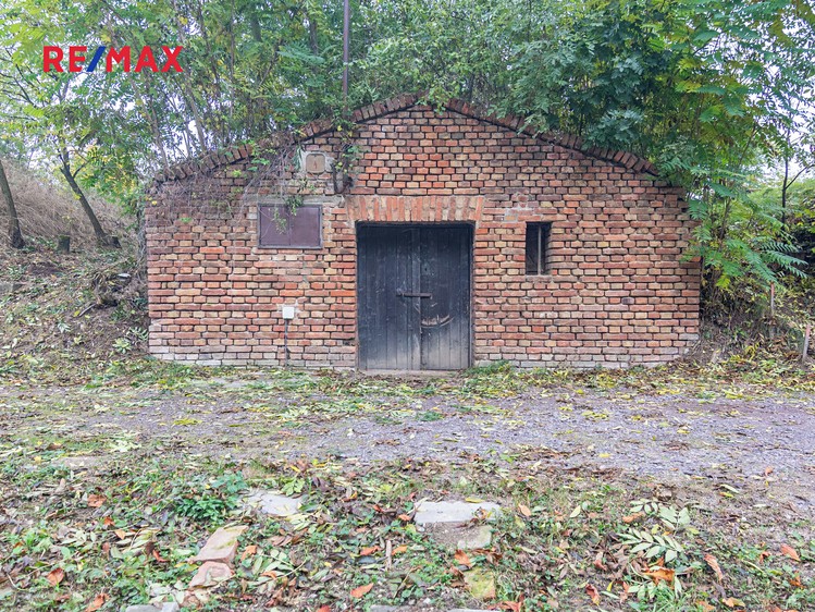 Prodej vinného sklepa 70 m² - foto 1
