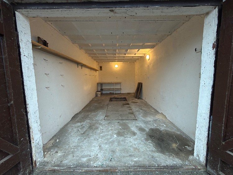 Prodej garáže 20 m² - foto 4