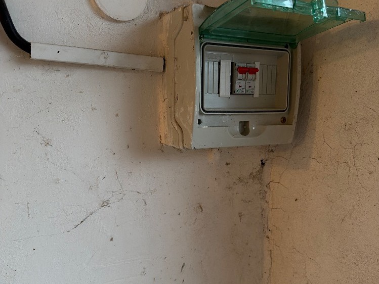 Prodej garáže 20 m² - foto 5