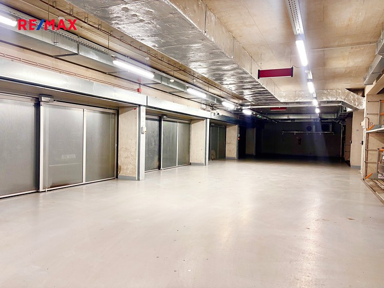 Pronájem garáže 14 m² - foto 3