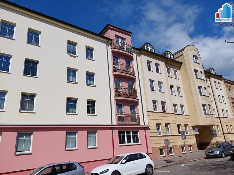 Pronájem garážového stání 10 m² - foto 5