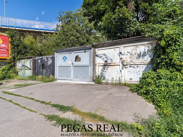Pronájem garáže 18 m² - foto 4