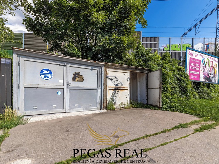 Pronájem garáže 18 m² - foto 5
