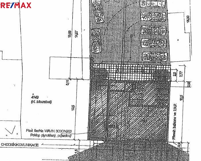 Pronájem garážového stání 20 m² - foto 4