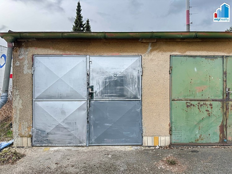 Pronájem garáže 20 m² - foto 1