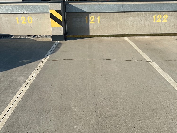 Pronájem garážového stání 13 m² - foto 2