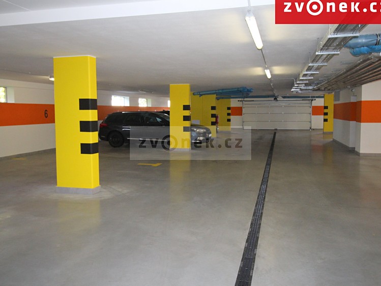 Pronájem garáže 18 m² - foto 1