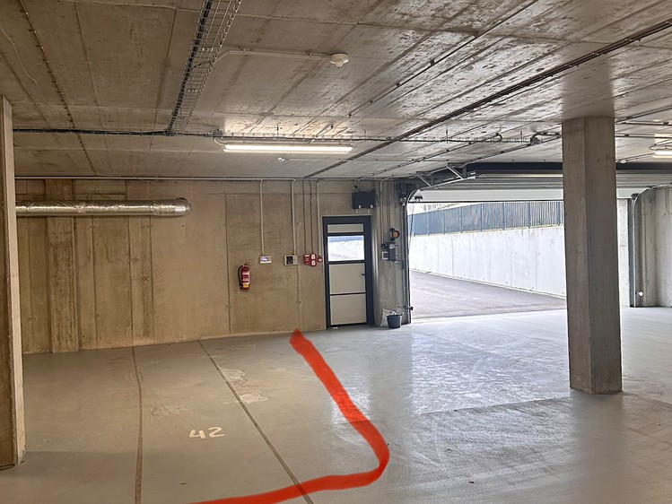 Pronájem garážového stání 17 m² - foto 2