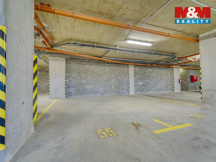 Pronájem garážového stání 12 m² - foto 6