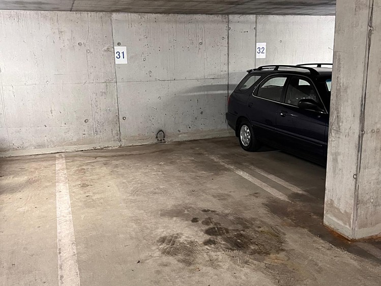 Pronájem garážového stání 20 m² - foto 4
