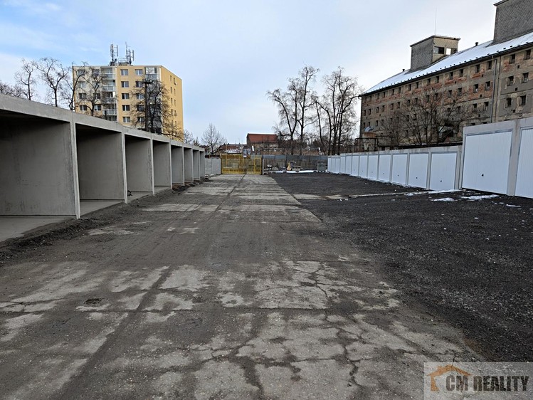 Pronájem garáže 19 m² - foto 1