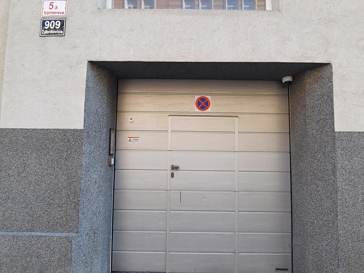 Pronájem garáže 16 m² - foto 5