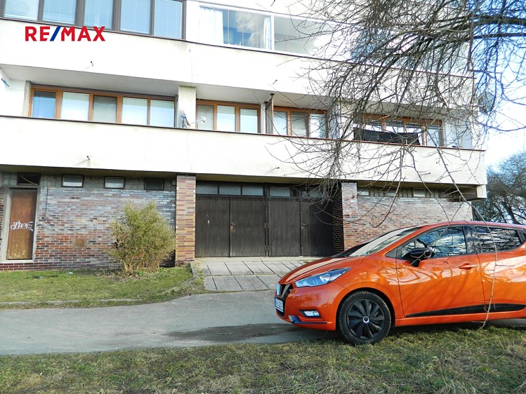 Pronájem garáže 15 m² - foto 1