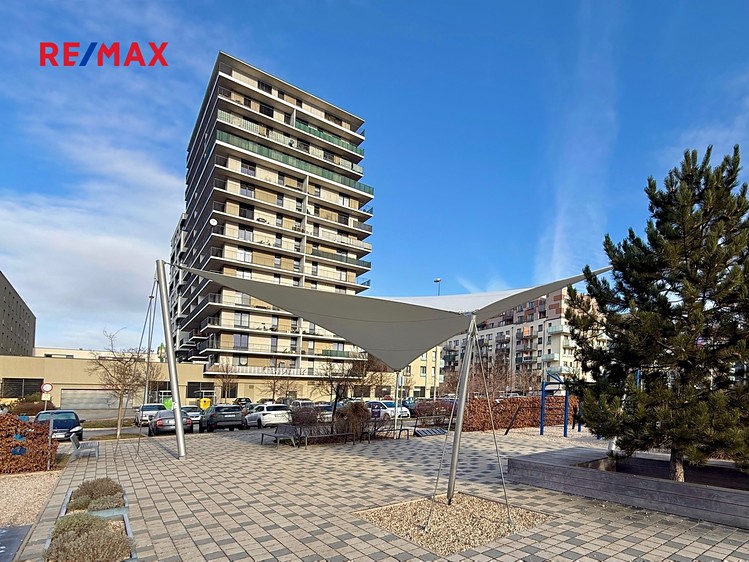 Pronájem garáže 15 m² - foto 5