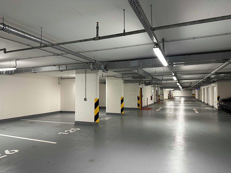 Pronájem garážového stání 13 m² - foto 5