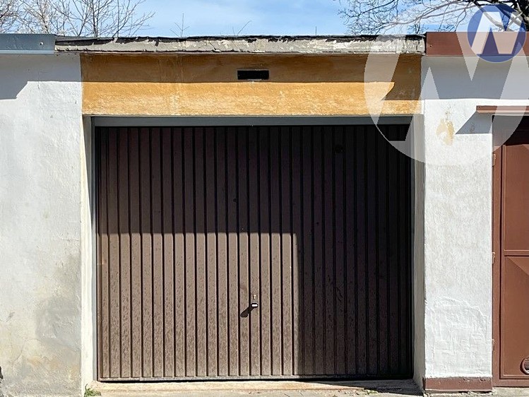 Pronájem garáže 16 m² - foto 1