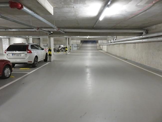 Pronájem garážového stání 13 m² - foto 3