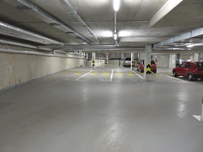 Pronájem garážového stání 13 m² - foto 2