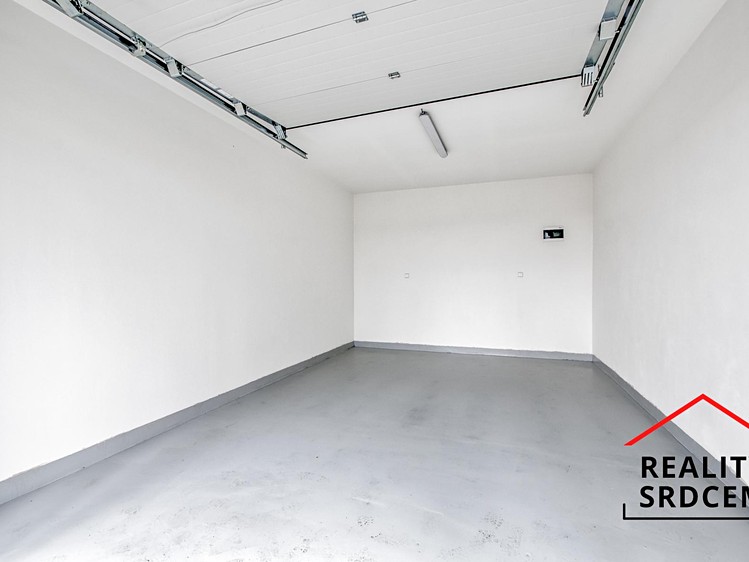 Pronájem garáže 22 m² - foto 3