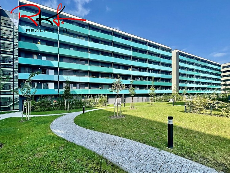 Pronájem garáže 14 m² - foto 1