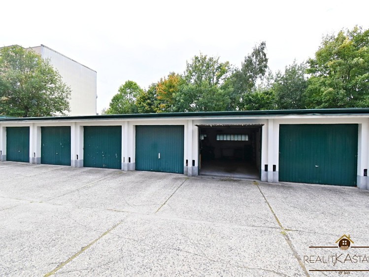 Pronájem garáže 19 m² - foto 1