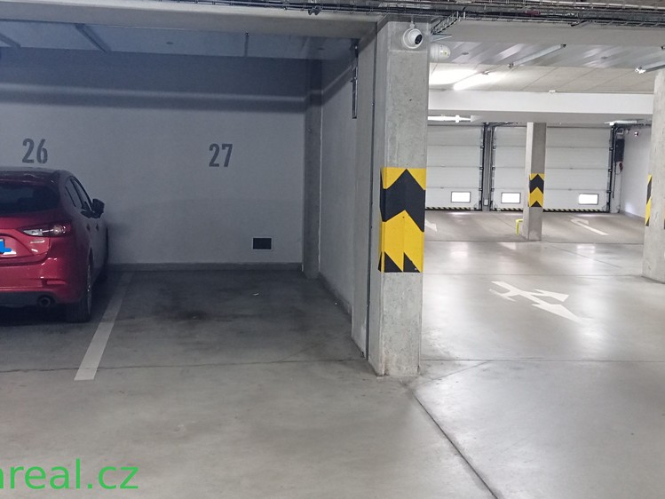 Pronájem garážového stání 16 m² - foto 4
