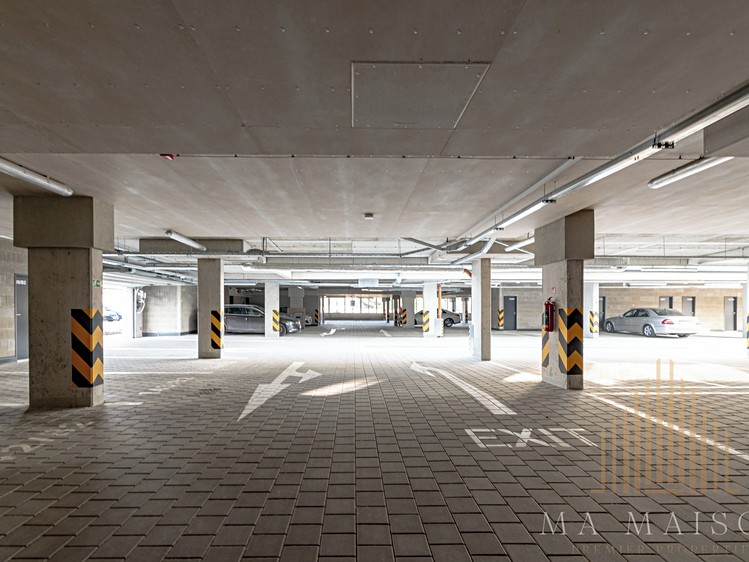 Pronájem garážového stání 13 m² - foto 3