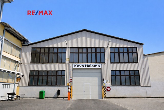 Pronájem specifického typu nemovitosti 300 m² - foto 1