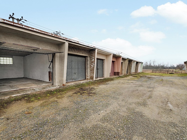 Pronájem garáže 21 m² - foto 2