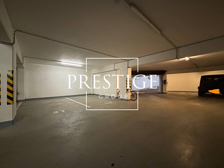 Pronájem garážového stání 12 m² - foto 4