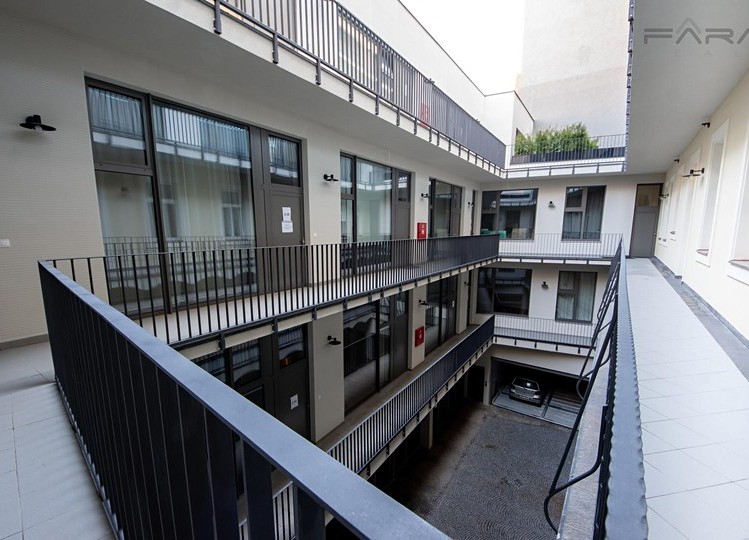 Pronájem garáže 16 m² - foto 3