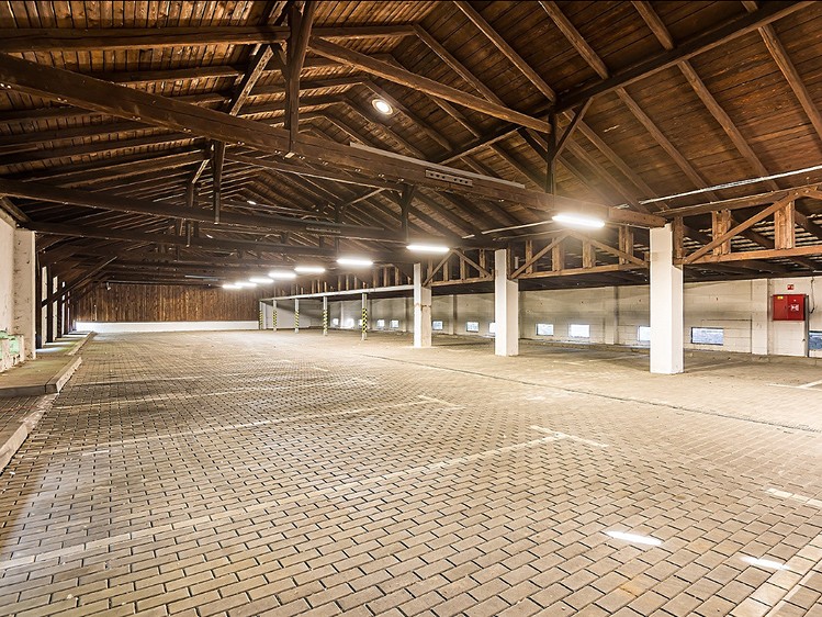Pronájem garážového stání 13 m² - foto 2