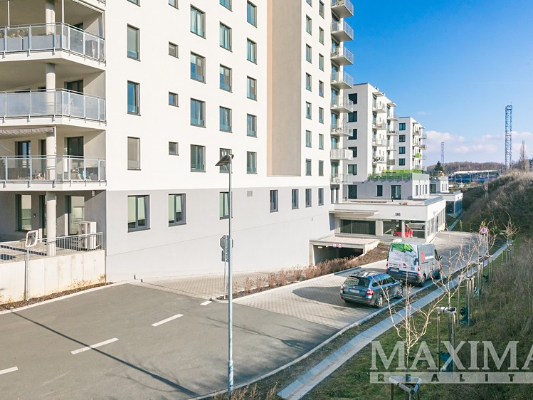 Pronájem garáže 15 m² - foto 3